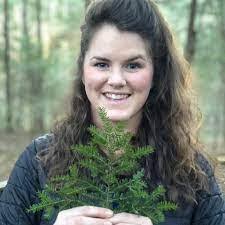 Reesene Choy's Instagram, Twitter & Facebook