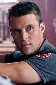 Cast & Crew for Chicago Fire 1x22 "Leaders Lead"