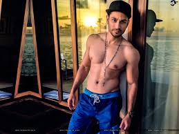 Hot Hd Wallpapers Of Bollywood Stars Actors Indian Celebs Photos Santabanta Kimetsu no yaiba 1080p, 2k, 4k, 5k hd wallpapers free download. hot hd wallpapers of bollywood stars
