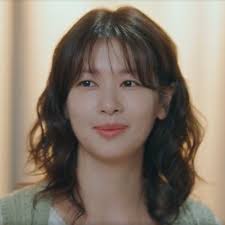 I'm really happy that they reunited. Cha Shi An, Ryan Gold & their mother.  Ryan is really the epitome of forgiveness. He understood everyone and  forgave them. He deserves all the good