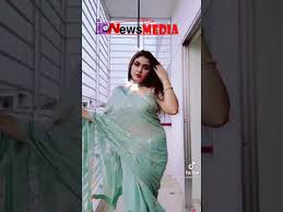 Didalam video tersebut terlihat seorang wanita yang diperlakukan dengan tidak baik oleh beberapa orang pria. Video Viral Tiktok Di Masukin Botol Bangladesh Ridoy Babo Iconewsmedia