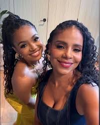 Kyla Pratt and Sanaa Lathan looking like sisters! #LoveandBasketball