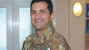 Il generale francesco figliuolo, oggi commissario per l'emergenza coronavirus, ha chiuso definitivamente la raccolta fondi avviata dal predecessore per finanziare i padiglioni temporanei per le. Addio Ad Arcuri Il Nuovo Commissario Per L Emergenza Covid E Il Generale Figliuolo Luccaindiretta