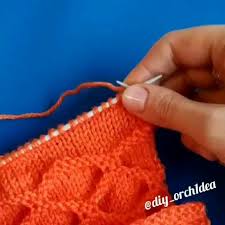 Fatosun Renkli Dunyasi On Instagram Kastirmali Modelin Daha Net Gosterimi Enyeni Orgulerim Crochetatl Yenigelin Orenbay Tig Desenleri Orgu Krose