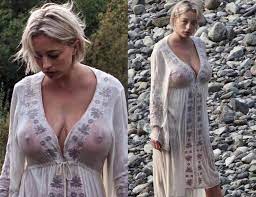 Celebrity! Nude and Famous!