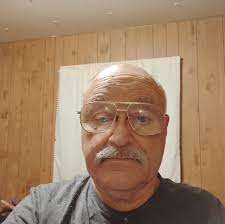 Haverhill man seeks kidney donor for ski school director