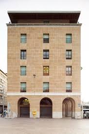 Fernand Pouillon Vieux Port De Marseille 1951 1955 Photo Florian Berenguer 2016 Pouillon Architecture Moderne Architecture