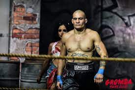 Walki na gołe pięści w plażowym klimacie już 6 sierpnia. Vasyl Halych Gromda Fight Club Gromda Tv Facebook