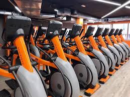 Los gimnasios y centros deportivos de la comunidad de madrid están demostrando ser seguros y tienen todo nuestro apoyo para seguir abiertos. Basic Fit Gimnasios En Madrid Via Carpetana 147