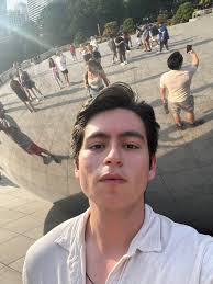 Chill single or couple roommates wanted