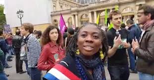 Des dessins de danièle obono, collier en fer au cou, accompagnent ce «roman de l'été». Daniele Obono Je Continue A Etre Ce Que Je Suis Une Femme Noire Qui Est Deputee De La Republique Rt En Francais