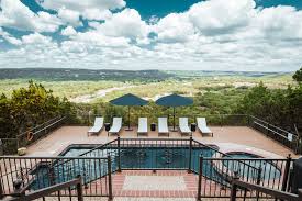 Tendrás periódicos gratuitos en el vestíbulo, tintorería o lavandería y un servicio de recepción las 24 horas a tu. Book Your Stay La Casa Escondida