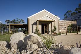 Starline Alpacas Farmstay Resort Broke Australia Farm Stay Valley Cottage Australia Hotels