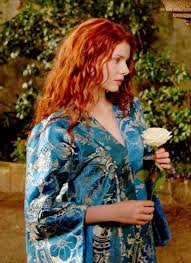 Pin By Shirley Menjivar On Tenderness Rachel Hurd Wood Beautiful Redhead Celebrity Perfume