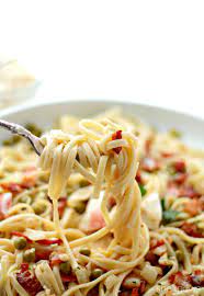 Date Night Dinner Decadent Crab And Bacon Linguine For An Easy Restaurant Quality Dish At Home Easy Restaurant Dinner Linguine