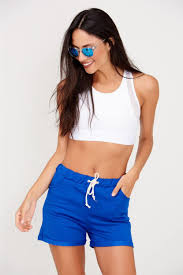 Kadin Saks Sweat Sort Sort Modelleri Sort Cesitleri Kadin Sortu Renkli Sortlar Mevsim Trendleri Kadin Ust Giyim Butik Kadin Sort Giyim