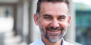 Aaron Venetz's Instagram, Twitter & Facebook