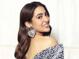 6 times Sara Ali Khan proved she is a beauty with brains