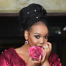 Actress, radio presenter and winner of best presenter at the saftas thembisa mdoda joins her sister, anele in studio where she talks about her journey to sta. Thembisa Mdoda Gets Her Groove Back Pictures News365 Co Za