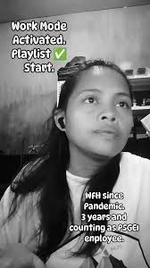 Lunch break moments like this make workdays lighter.Because even in short  breaks, music finds its way to connect us.❤️❤️🎹🎼🎤 Rose Marie Villasor  📷credit : Raiza Jane Nicolas #lunchbreakvibes #GreatPlaceToWork