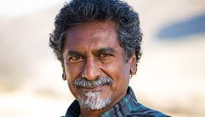 Le défenseur des droits de la personne Jay Naidoo reçoit un doctorat  honoris causa de l'UQAM
