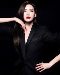 女神林志玲詮釋giorgio armani 全新極霧唇膏 性感展現 我吻我征服 的自信誘惑女人味 特別報導 vogue時尚網 makeup looks beauty face beauty