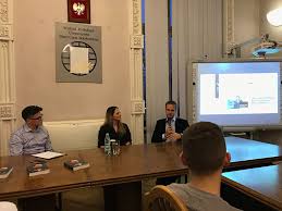 Aldona marciniak is the author of niezniszczalny. Spotkanie Z Cezarym Gutowskim I Aldona Marciniak Marzec 2020 Aktualnosci Politologii I Dziennikarstwa Wydzialy Strona Glowna Umcs