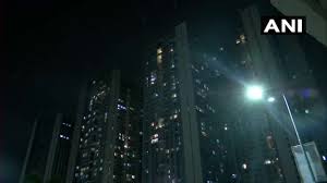 Rain was reported from dombivli, thane, panvel, oshiwara, jogeshwari west, malad, ghatkopar vikhroli, airoli #mumbairains trended on twitter, with several users posting memes on the weather. Mumbaikars Beware Bunty Will Be Looking For His Chatri Twitter Full Of Jokes On Mumbairains