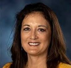 Veronica Jolly's Instagram, Twitter & Facebook