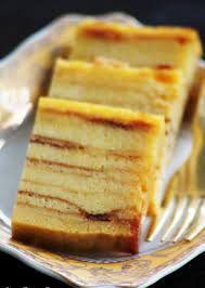 Serupa Namun Tak Sama Dengan Kue Lapis Legit Kue Maksuba Dipercaya Tergolong Dalam Salah Satu Sajian Istana Kesultanan Palembang Makanan Manis Makanan Resep