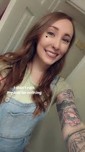 Kelsey Mccormick's Instagram, Twitter & Facebook