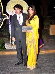 Celebs Grace Riddhi Malhotra Tejas Talwalkar S Wedding Reception Jugal Hansraj Jasmine Hansraj Images Bollywood Hungama Aa gale lag jaa (1994) music director: celebs grace riddhi malhotra tejas
