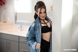 Aubree The Make-Up Slut porn 🌶️ picture gallery - PornHat