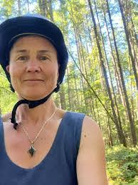 Tabatha Baird's Instagram, Twitter & Facebook