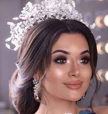 60 Worthy Wedding Crowns Inspiration 28 Amazing Wedding Makeup Gorgeous Wedding Makeup Bride Makeup