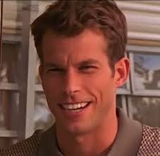 Is the actor in Relic Hunter Martouf?