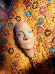 Not quite ready to do or be a Santa. But how many of you use or have a  Grinch sidekick? Dressed up few years ago but would like to make a better