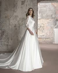 La tendenza più femminile e chic del 2020 arriva nella nuova collezione atelier matilde. Abiti Da Sposa Semplici I 50 Modelli Piu Belli Abiti Da Sposa Civile Abiti Da Sposa Semplici Abiti Da Sposa Di Stile Modesto