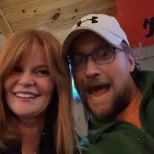 What are good dog groomers for elderly dogs in Pataskala, Ohio?