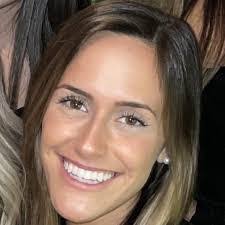 Sarah Mcomber's Instagram, Twitter & Facebook