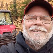 😳 304 games. Straight. From 1996 through 1998, Michael Jordan played every  single game in the Chicago Bulls' 2nd three-peat run — regular season AND  playoffs. No load management. Just straight domination.