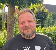 Christian Ehrhardt's Instagram, Twitter & Facebook