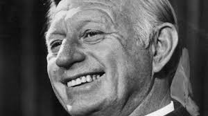 Clem Jones statue to be unveiled at City Hall