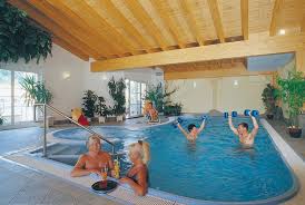 Hotel ursula garni features classically decorated rooms and apartments equipped with a cable tv and private bathroom. Hotel Ursula Bad Bruckenau Der Varta Fuhrer
