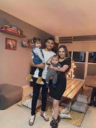 La originaria de querétaro tiene 82 mil seguidores en instagram y además de ser esposa y mamá, da consejos en su youtube. Orbelin Pineda On Twitter Feliz Ano Nuevo Mi Gente