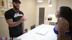 GoGoFukMe & Lucky The Head Doctor - Nasty Threesome