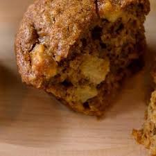 Muffins Aux Pommes Et A La Melasse Ricardo Recipe Molasses Muffins Molasses Recipes Sweet Muffin