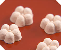 Une fois parfaitement nettoyée et arrosée de citron ou de vinaigre, une fois la poêle complètement sèche, il suffit de la laisser cuire avec un peu d'huile à une. Les Ustensiles De La Conception Des Wagashi Explorer Wagashi