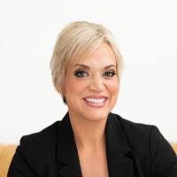 Meredith Espinoza's Instagram, Twitter & Facebook