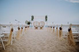 En rv hotels te ayudamos a gestionar tu grupo para que no tengas que preocuparte de nada. Bodas En La Playa En Cataluna Las Mejores Playas Para Celebrar Tu Boda Maquilladora Novias Barcelona Maria Beltri